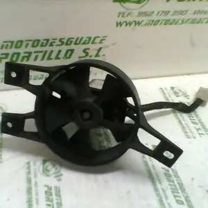 Foto de Ventilador del radiador Piaggio X9 250 referencia 29-16-12615 foto 4