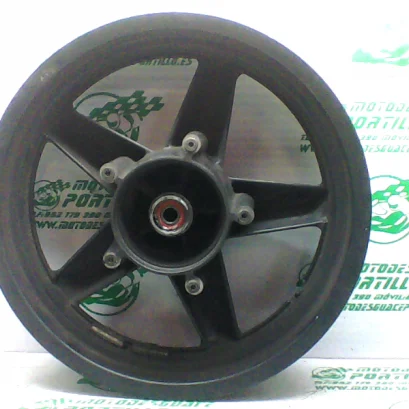 Foto de Llanta delantera Yamaha X MAX 125 referencia 304-21-32776