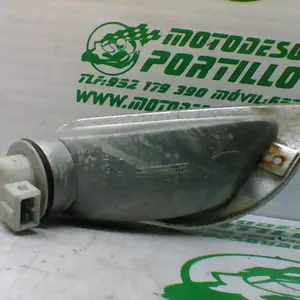 Foto de Intermitente delantero izquierdo Vespa LX 50 2T referencia 321-20-28505 foto 5