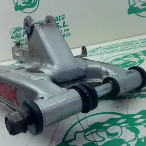 Foto de Basculante Honda Nsr80 referencia 190-16-44891 foto 6