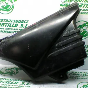 Foto de Carcasa lateral derecha Yamaha YBR 125 i referencia 171-21-30510 foto 4