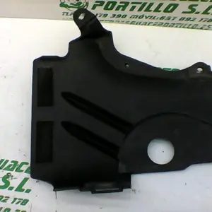 Foto de Embellecedor chasis izquierdo Yamaha YBR 125 i referencia 118-19-19519 foto 3