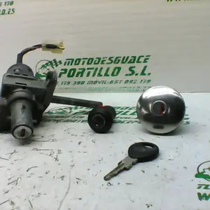 Foto de Juego de cerraduras Yamaha Majesty 125 referencia 125-17-11600 foto 16