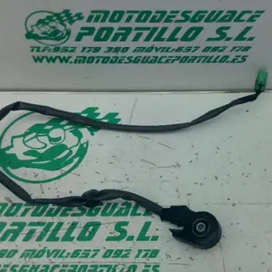 Foto de Sensor de patilla lateral Honda CB 500XA referencia 415-23-47881 foto 4