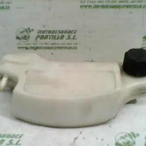 Foto de Bote expansor Aprilia Sport city 250 inyeccion 09-10 referencia 109-21-39572 foto 8