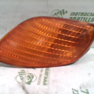 Foto de Intermitente delantero izquierdo Piaggio ZIP Aire 2T 2 50 referencia 88-20-38003 foto 6