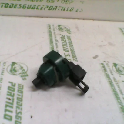 Foto de Contacto de cerradura Piaggio ZIP AIRE 2T 3 50 referencia 34-18-12124