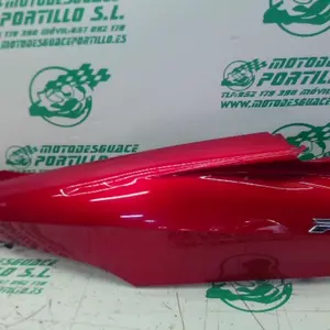 Foto de Carcasa lateral trasera izquierda Honda Pcx 125 referencia 407-22-40812 foto 14