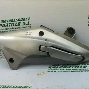 Foto de Reposapies trasero Honda Silver wing 600 referencia 122-19-20084 foto 7