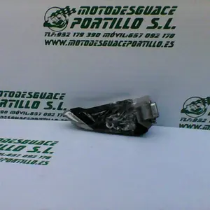 Foto de Reposapies trasero izquierdo Honda SH 125I 13-16 referencia 143-24-48493 foto 7