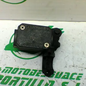 Foto de Bomba de freno delantero Yamaha XMAX 250 referencia 213-19-22439 foto 12