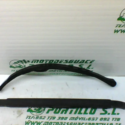 Foto de Guia cadena Yamaha SUPER- TENERE 750 97 referencia 173-18-22372