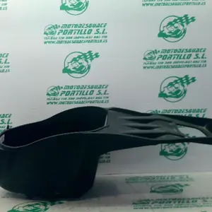 Foto de Porta-casco Honda PS 125 referencia 106-24-47738 foto 8
