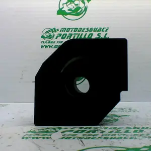 Foto de Entrada de aire lateral derecha BMW K1200R referencia 133-20-38549 foto 3