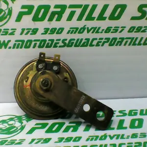 Foto de Claxon Peugeot TWEET 125 15-18 referencia 8-24-47014 foto 3