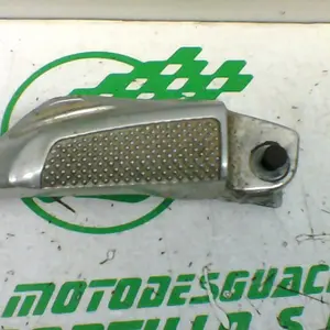 Foto de Reposapies trasero izquierdo Honda Lead 110 referencia 77-17-39047 foto 4