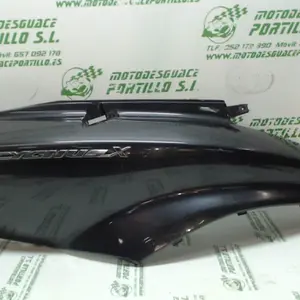 Foto de Carcasa lateral trasera derecha Yamaha Cygnus x 125 referencia 40-19-17891