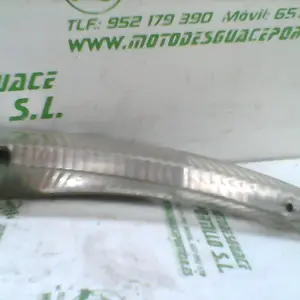 Foto de Intermitente delantero derecho Peugeot Jet-Force 50 referencia 167-16-10902 foto 2
