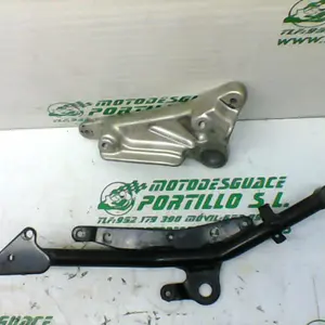 Foto de Soporte de amortiguador Gilera NEXUS 500 04 referencia 15-21-28961 foto 8