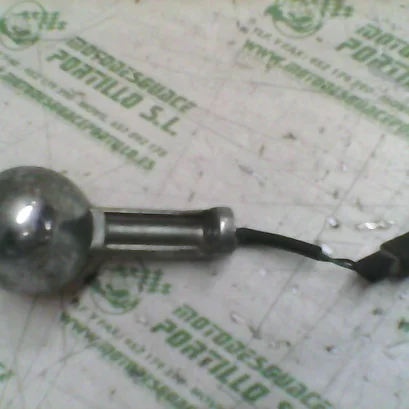 Foto de Intermitente trasero izquierdo Yamaha Why 50 2T referencia 80-21-41813
