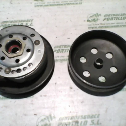 Foto de Embrague Piaggio NRG 50 referencia 63-16-45789