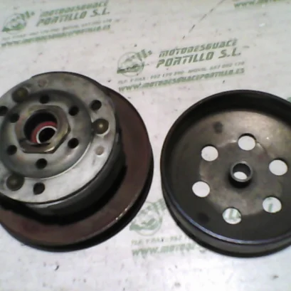 Foto de Embrague Piaggio Fly 100 referencia 284-21-41593