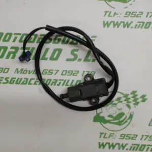 Foto de Sensor de patilla lateral Yamaha Majesty 125 referencia 80-19-39323 foto 3
