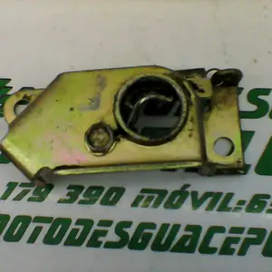 Foto de Cerradura del asiento Hyosung Aquila 250 referencia 78-19-19235 foto 4