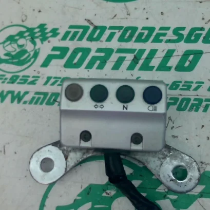 Foto de Cuadro de instrumento Honda CB 450 DX referencia 300-19-45499