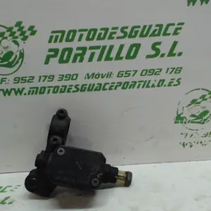 Foto de Bomba de freno delantero Piaggio X9 125 referencia 244-19-24199 foto 8