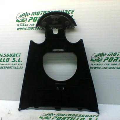 Foto de Embellecedor de tapa depósito de gasolina Honda VISION 110 referencia 338-19-24609