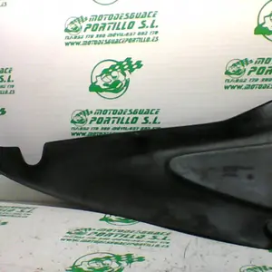 Foto de Carcasa lateral izquierda BMW F 650 ST referencia 56-17-35911 foto 1