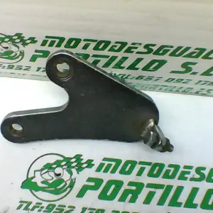 Foto de Estribera delantera derecha Kymco VENOX 250 referencia 257-19-39714 foto 3