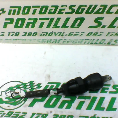 Foto de Sensor de freno trasero Suzuki GS-500-F referencia 166-19-21521