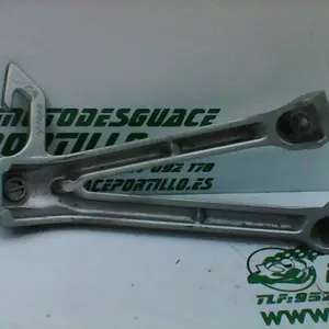 Foto de Estribera izquierda Suzuki gsxr 600 - 07 referencia 149-17-20577 foto 1
