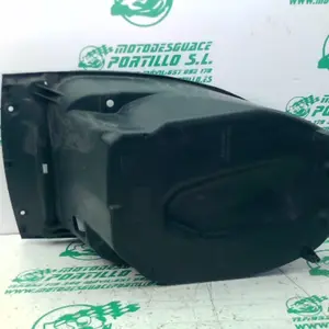 Foto de Porta-casco Honda SH 300 I referencia 364-23-46046 foto 8