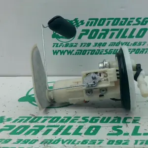 Foto de Bomba gasolina Honda PS 125 referencia 106-24-47655 foto 9