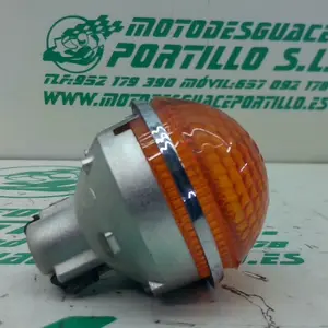 Foto de Intermitente delantero derecho Aprilia COMPAY 125 referencia 158-21-44716 foto 2