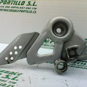 Foto de Estribera delantera derecha Honda CBF 125 M referencia 166-22-34780 foto 9