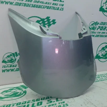 Foto de Carcasa bajo asiento Honda SH 300 I referencia 364-23-46049