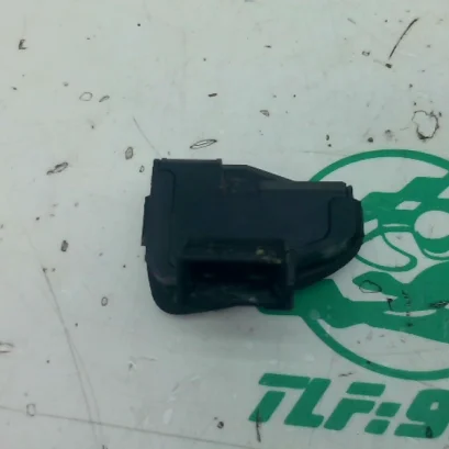 Foto de Interruptor de claxon Honda SH 125 2018 referencia 327-24-48782