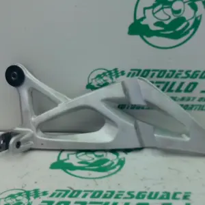 Foto de Estribera trasera derecha BMW K1200R referencia 332-23-45342 foto 5