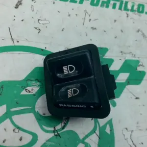 Foto de Interruptor de luz larga/corta Honda PS 125 referencia 113-16-45845 foto 2