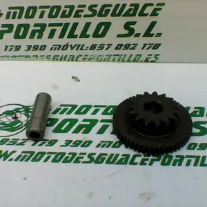 Foto de Piñón del motor de arranque Suzuki SIXTEEN 125 referencia 281-18-19680 foto 4