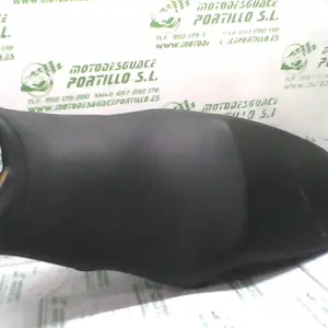 Foto de Asiento Yamaha TZR 50 2T 3 referencia 106-16-11956 foto 1