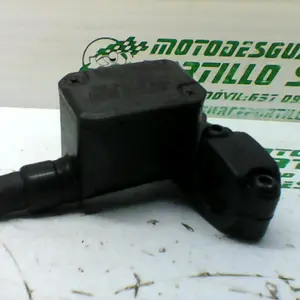Foto de Bomba de freno delantero Gilera NEXUS 500 04 referencia 15-21-28844 foto 11
