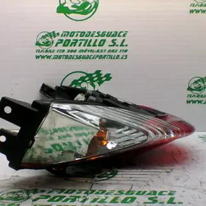 Foto de Piloto trasero Honda SH 300 I referencia 364-23-46068 foto 5