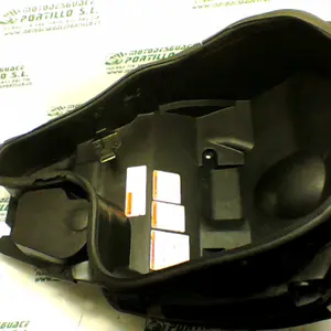 Foto de Porta-casco Suzuki Burgman 125 referencia 69-19-21085 foto 7