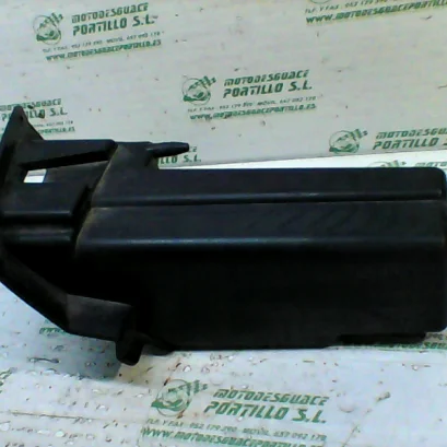 Foto de Guantera derecha Honda Forza 250 referencia 234-18-15997