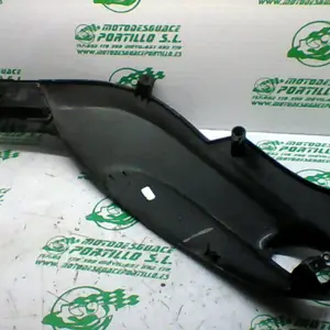 Foto de Carcasa lateral trasera derecha Piaggio Typhoon 50 referencia 476-22-48681 foto 5